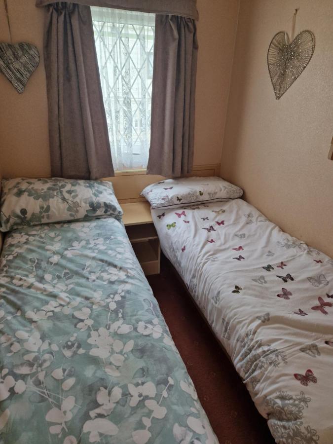 Corner Pitch 4 Berth Caravan Ingoldmells Bagian luar foto